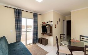 VILLE304 Apartamento de 2 quartos no Res Ville Serra Dourada Setor Negrao de Lima